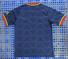 26-27 Fan Arsenal Away