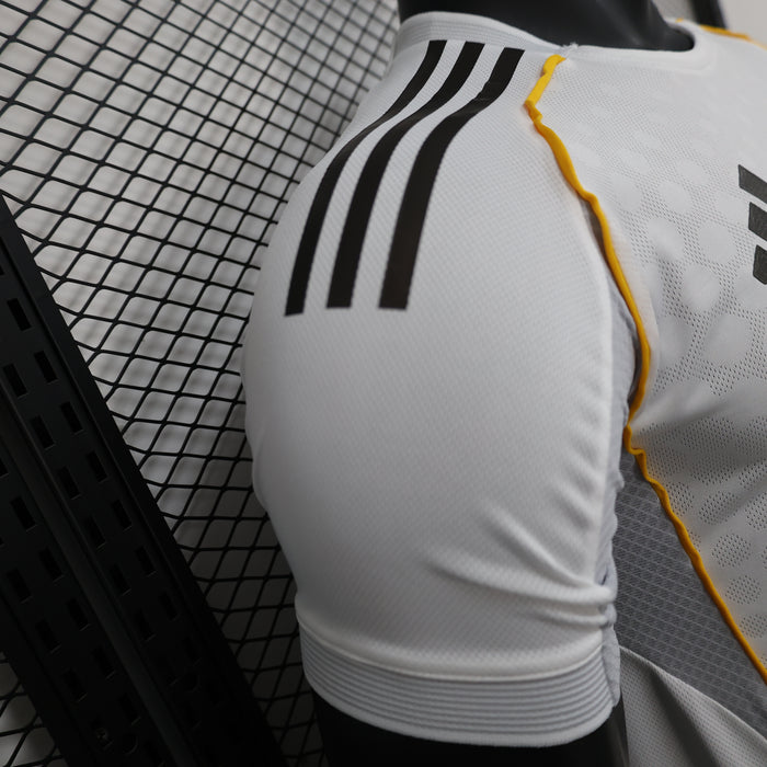25-26 (Player Version) Real Madrid home