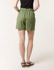 Shorts With Pleated Design