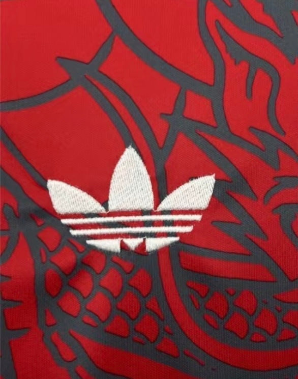 Real Madrid Red Edition (FAN)